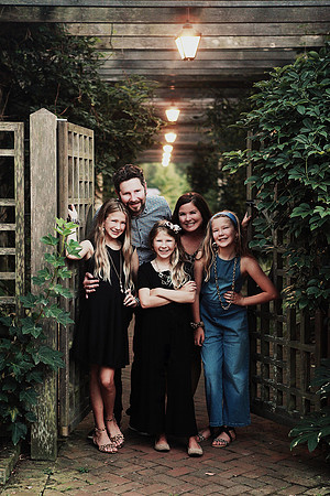 family-of-the-lens-03